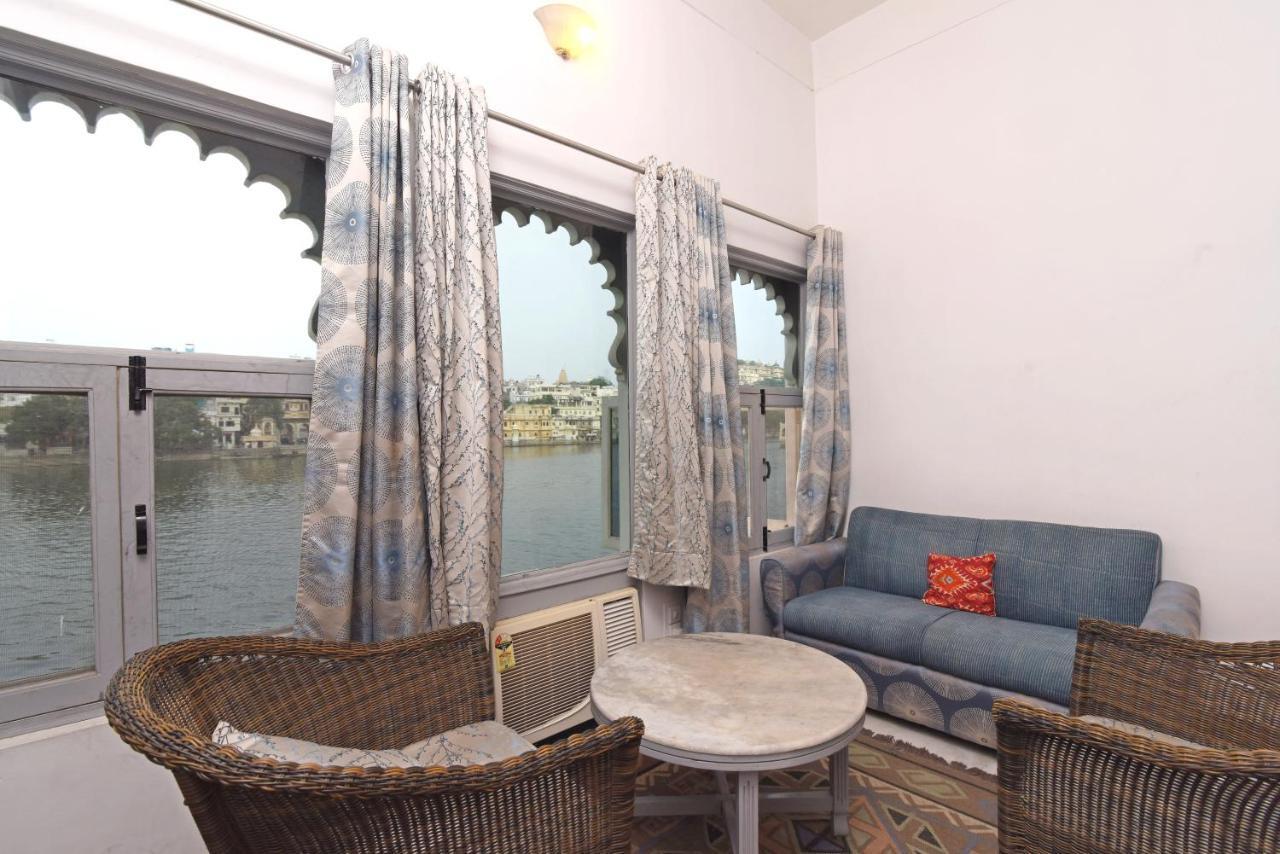 Sarovar - Lake Facing Boutique Hotel On Lake Pichola Udaipur Exterior foto